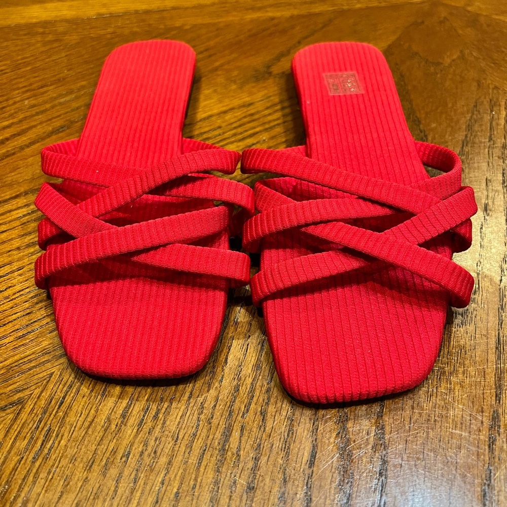 Women’s red slide sandals size 7